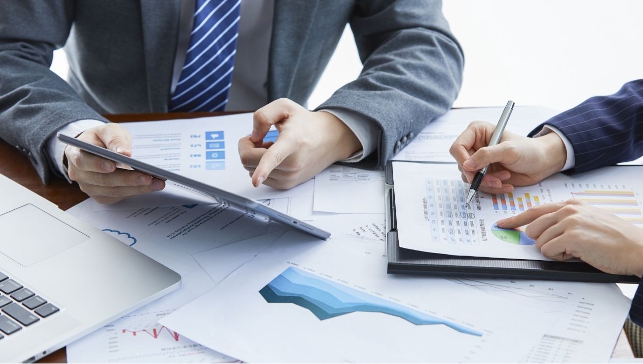 Microsoft Fabric to delivering fast, real-time insights